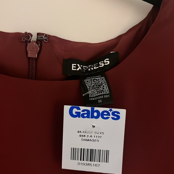 NWT Burgundy Express Dress - Picture 4 of 4